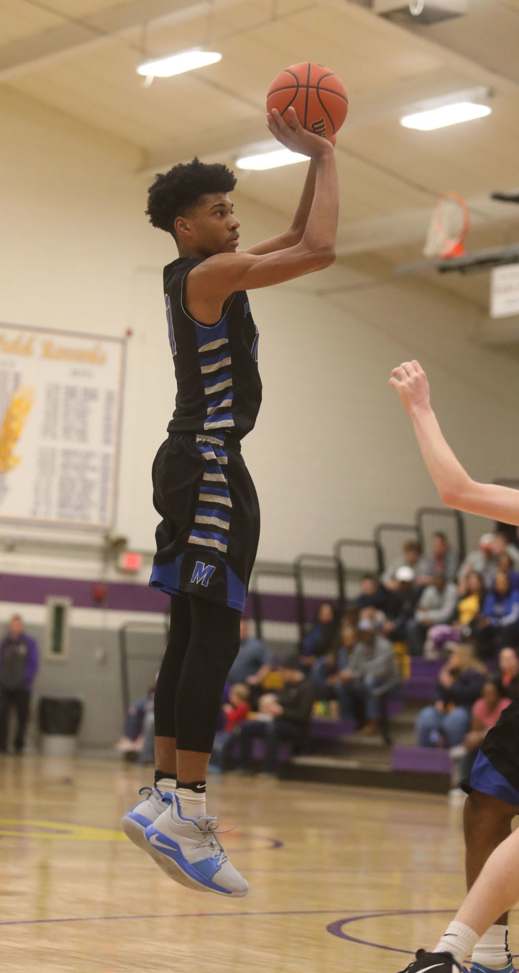 MacArthur vs Champaign Central boys basketball 2 3.1.19.jpg